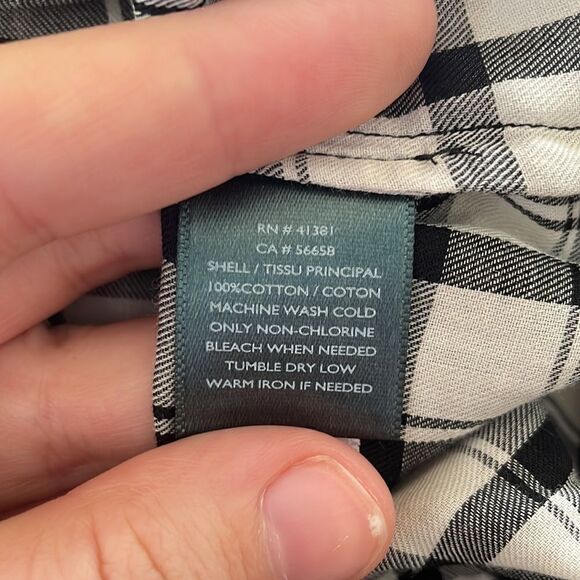 Black and white 100% cotton plaid Ralph Lauren button down - Picture 5 of 9